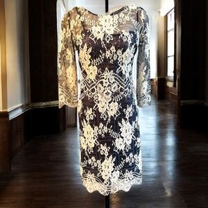 New! KAY UNGER NEW YORK lace dress Size 4